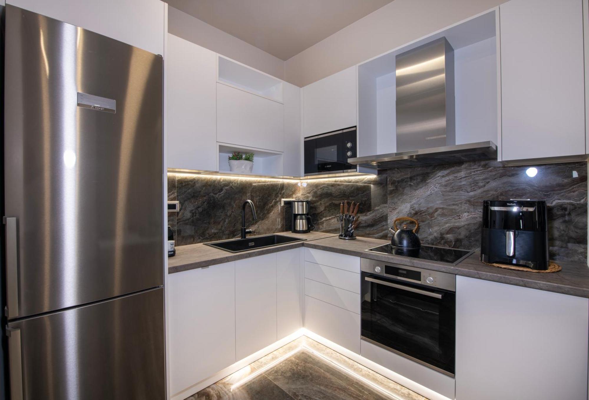 Cozy Rena Luxury Apartment 干尼亞 外观 照片